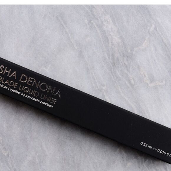 Natasha Denona Macro BladeLiquod Liner - Picture 6 of 10